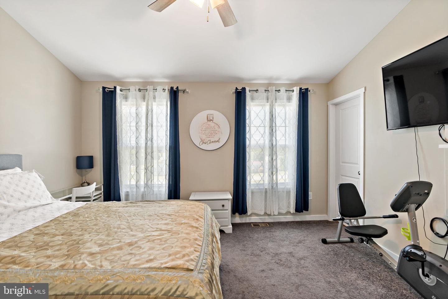 137 Carnes Way photo 18