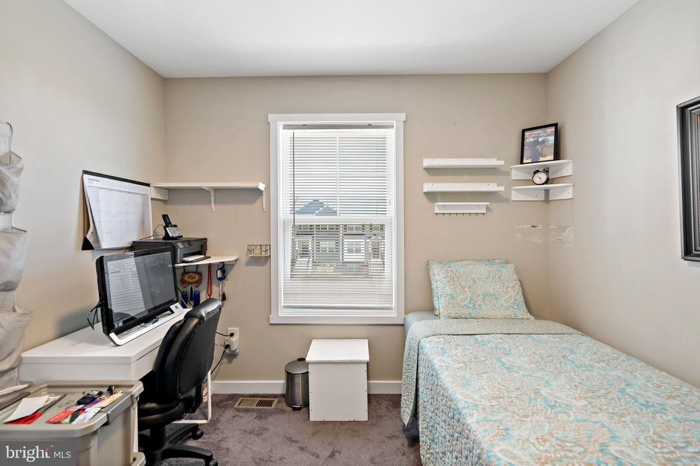 137 Carnes Way photo 25
