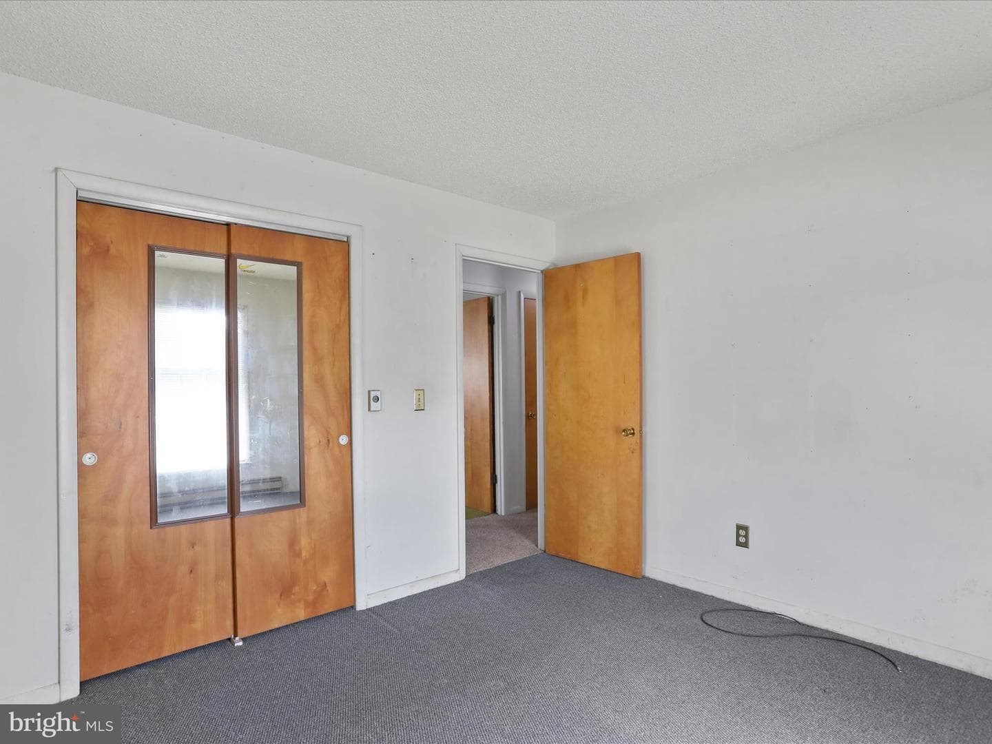 523 Richard Street photo 22
