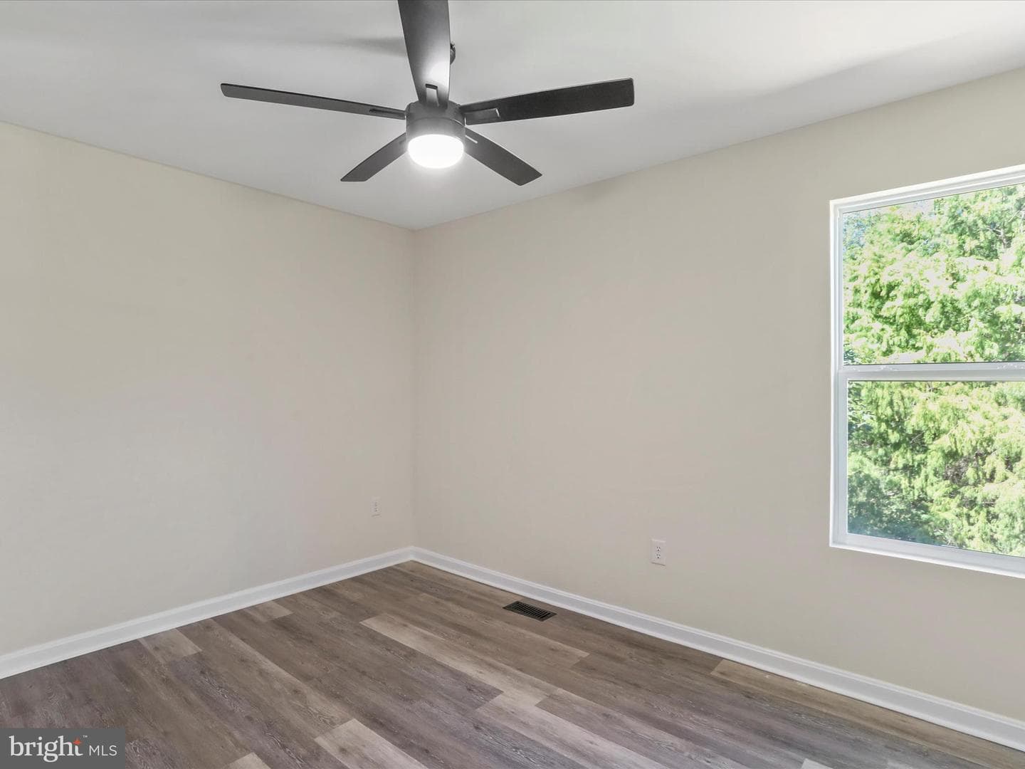131 Jared Court photo 21
