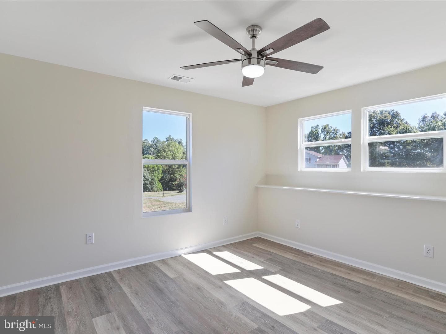 131 Jared Court photo 23