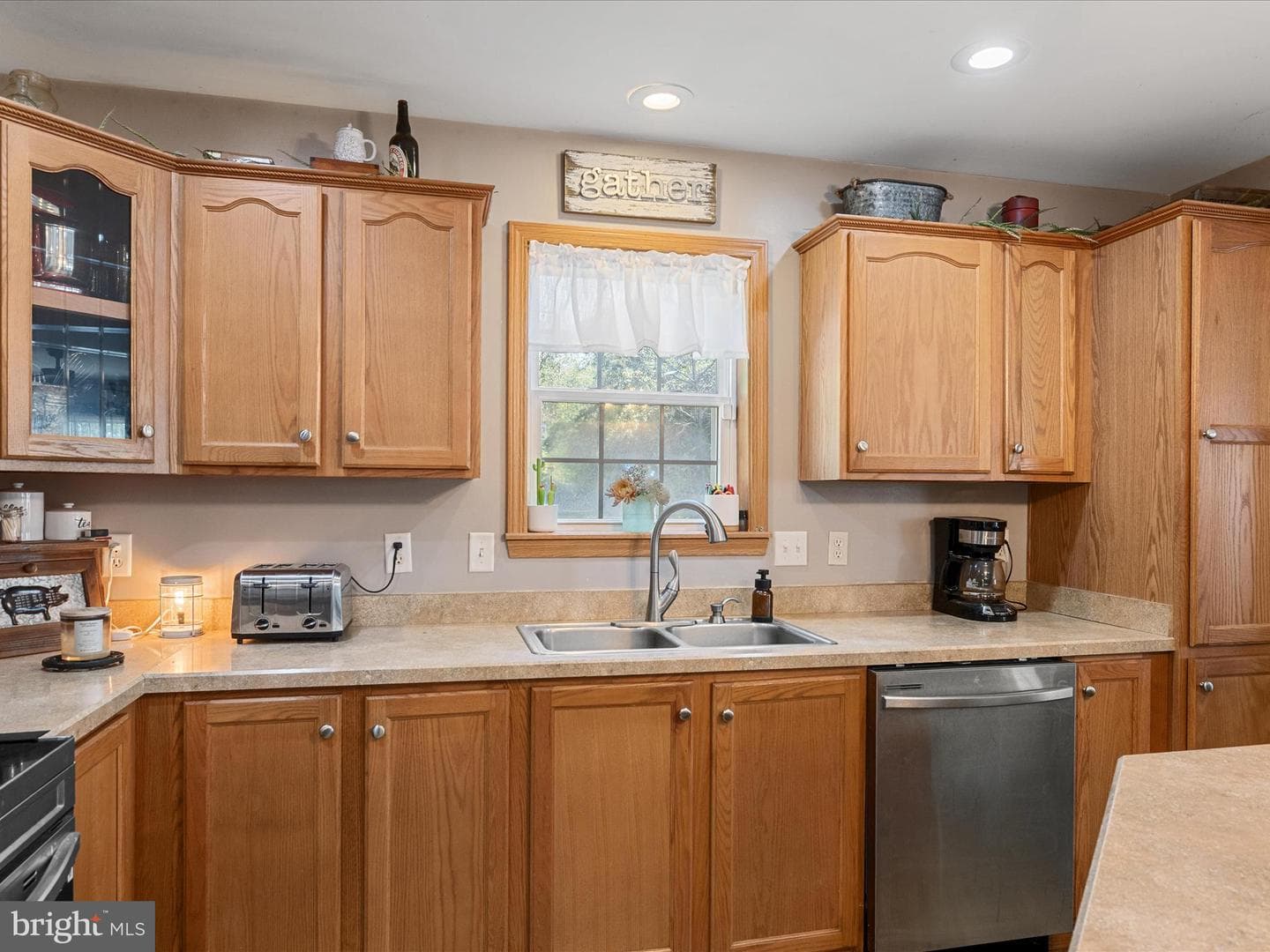 46 Solomons Court photo 19