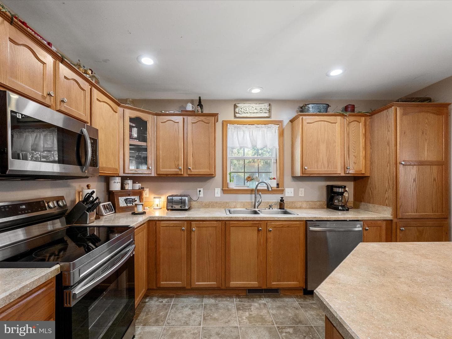 46 Solomons Court photo 20