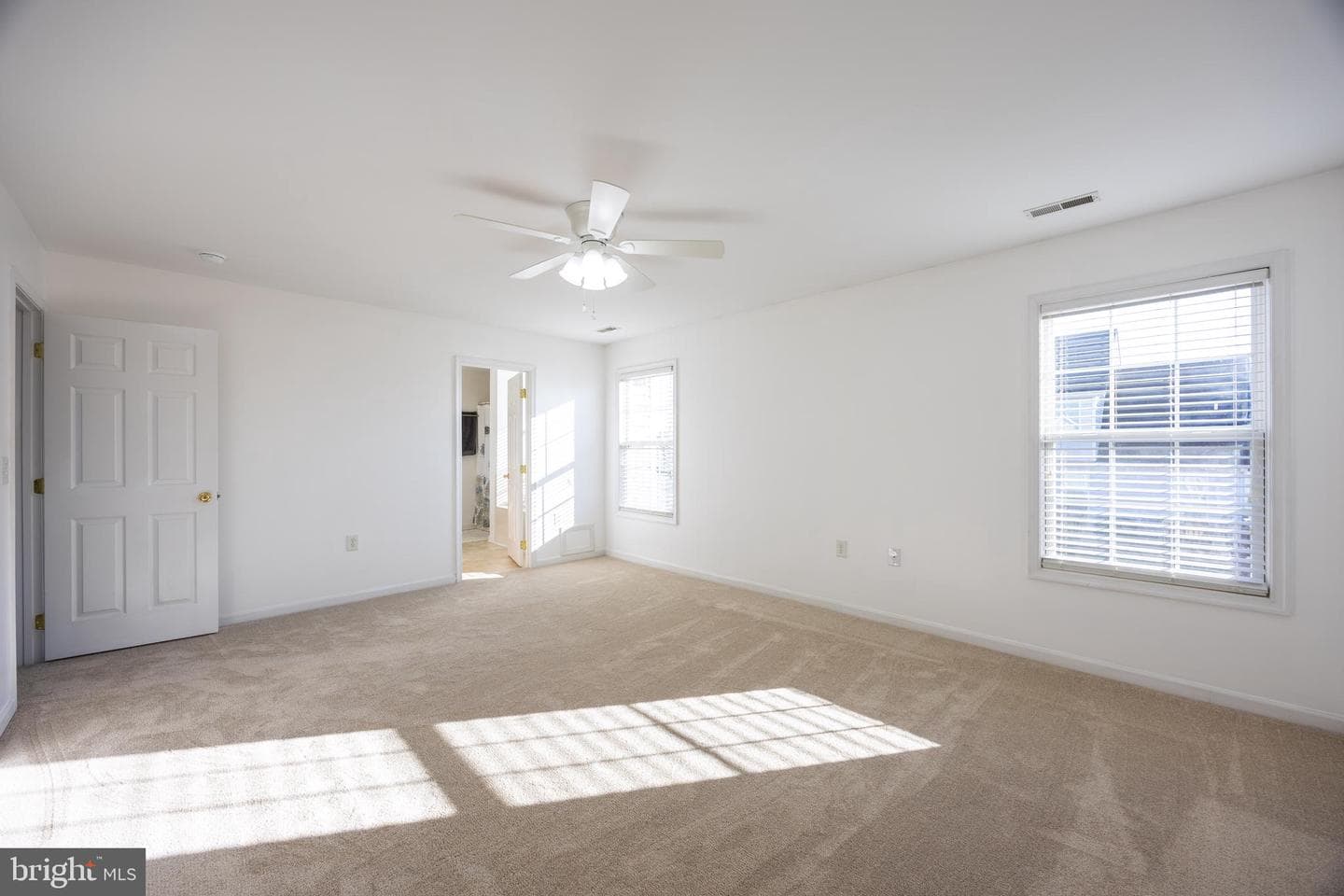 11 Pimlico Path photo 44
