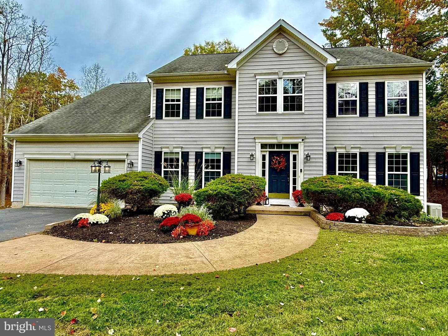 350 Rotterham Drive photo 2
