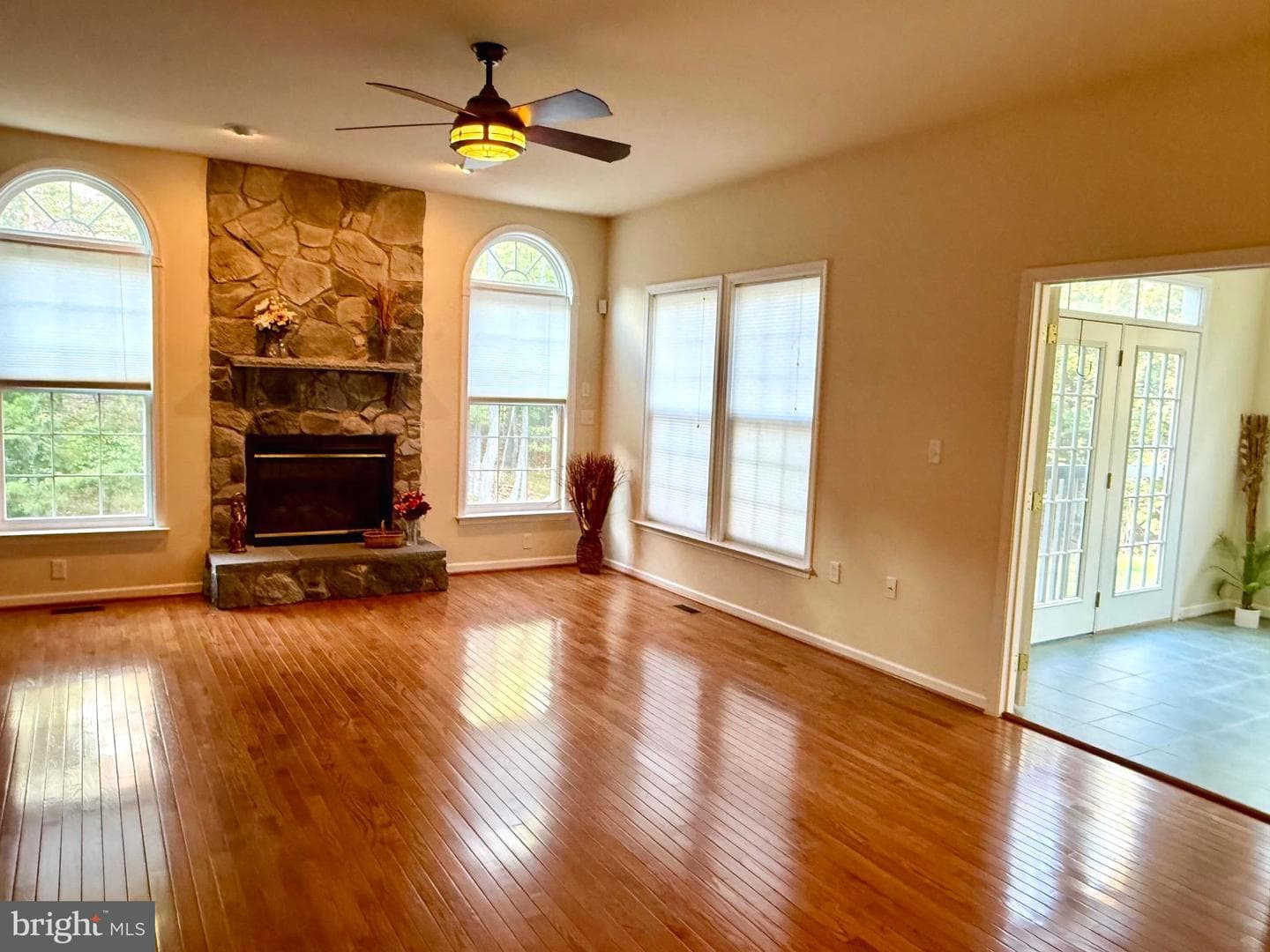 350 Rotterham Drive photo 29