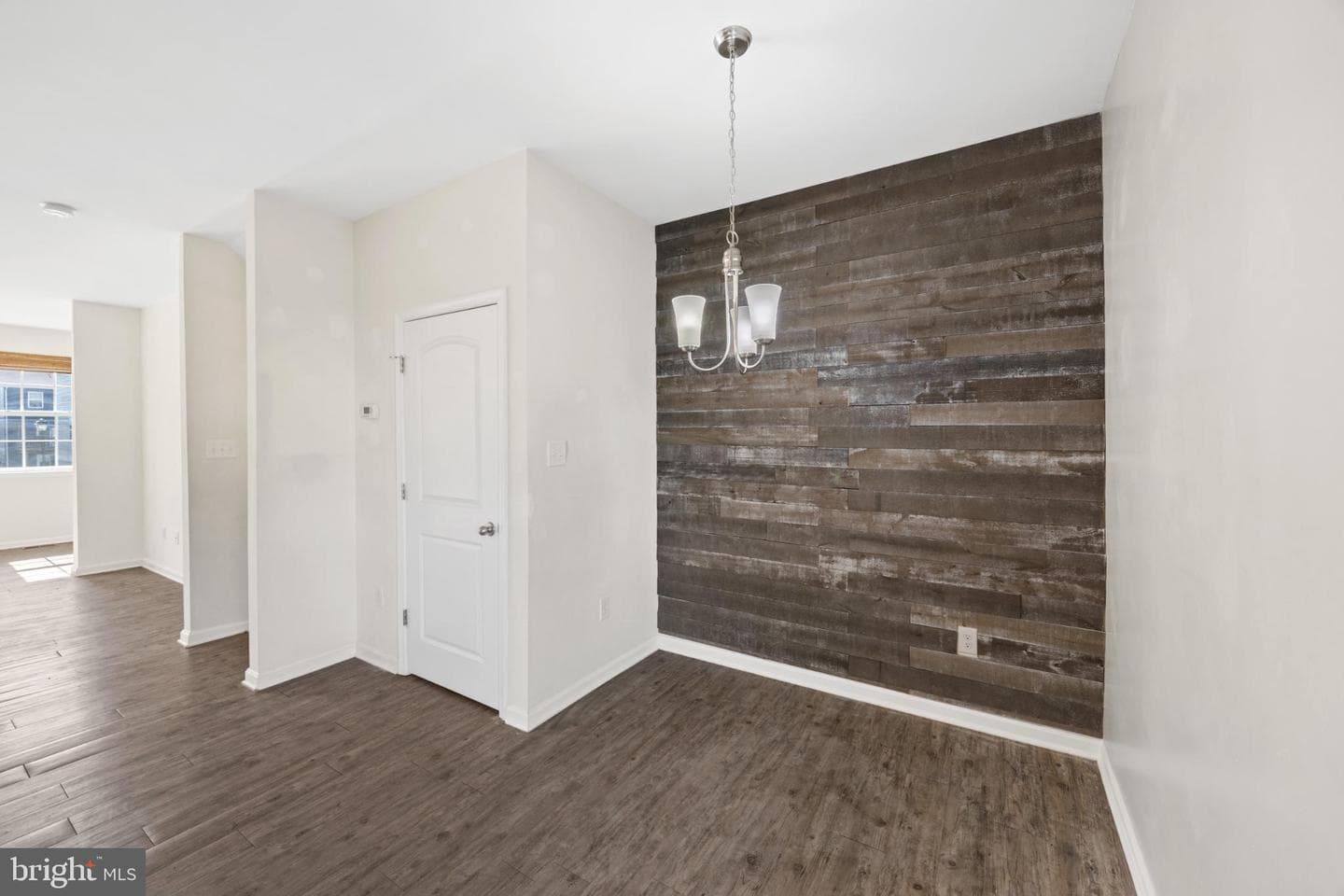 189 Magellan Drive photo 13