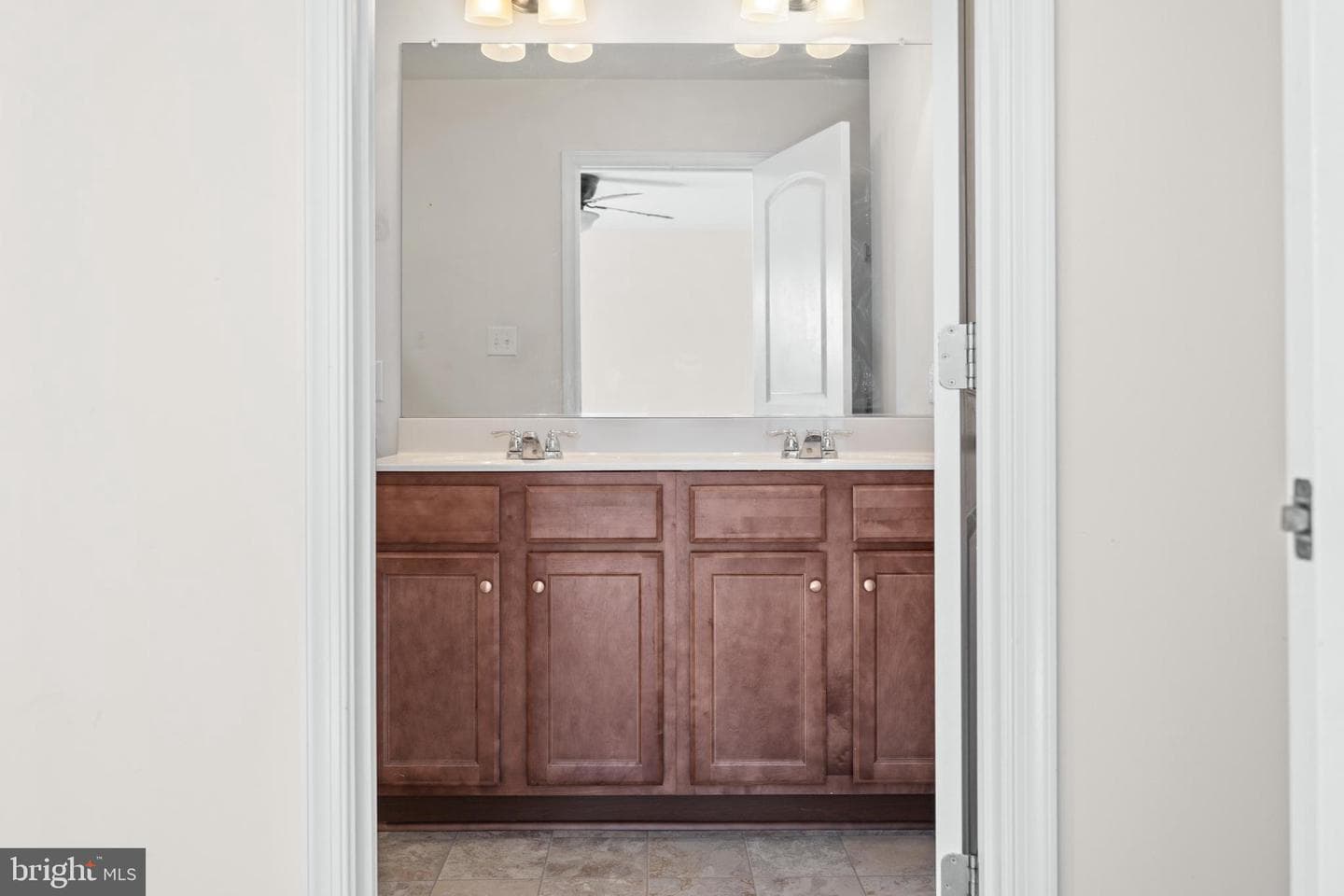 189 Magellan Drive photo 21