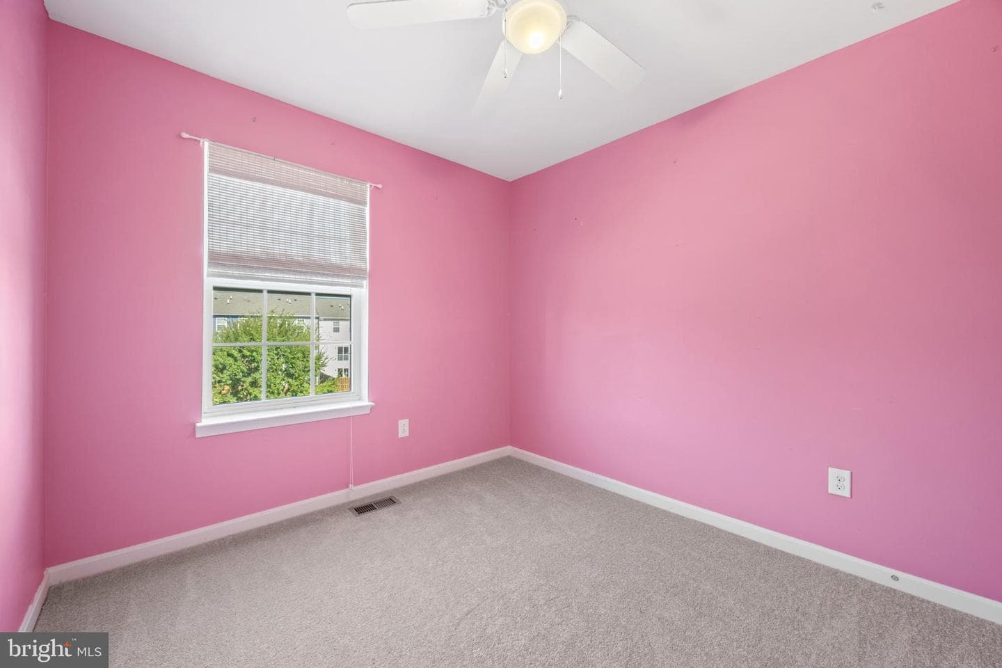 189 Magellan Drive photo 22