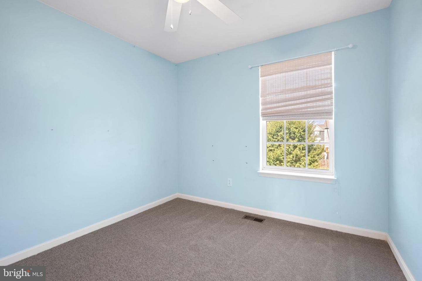 189 Magellan Drive photo 25