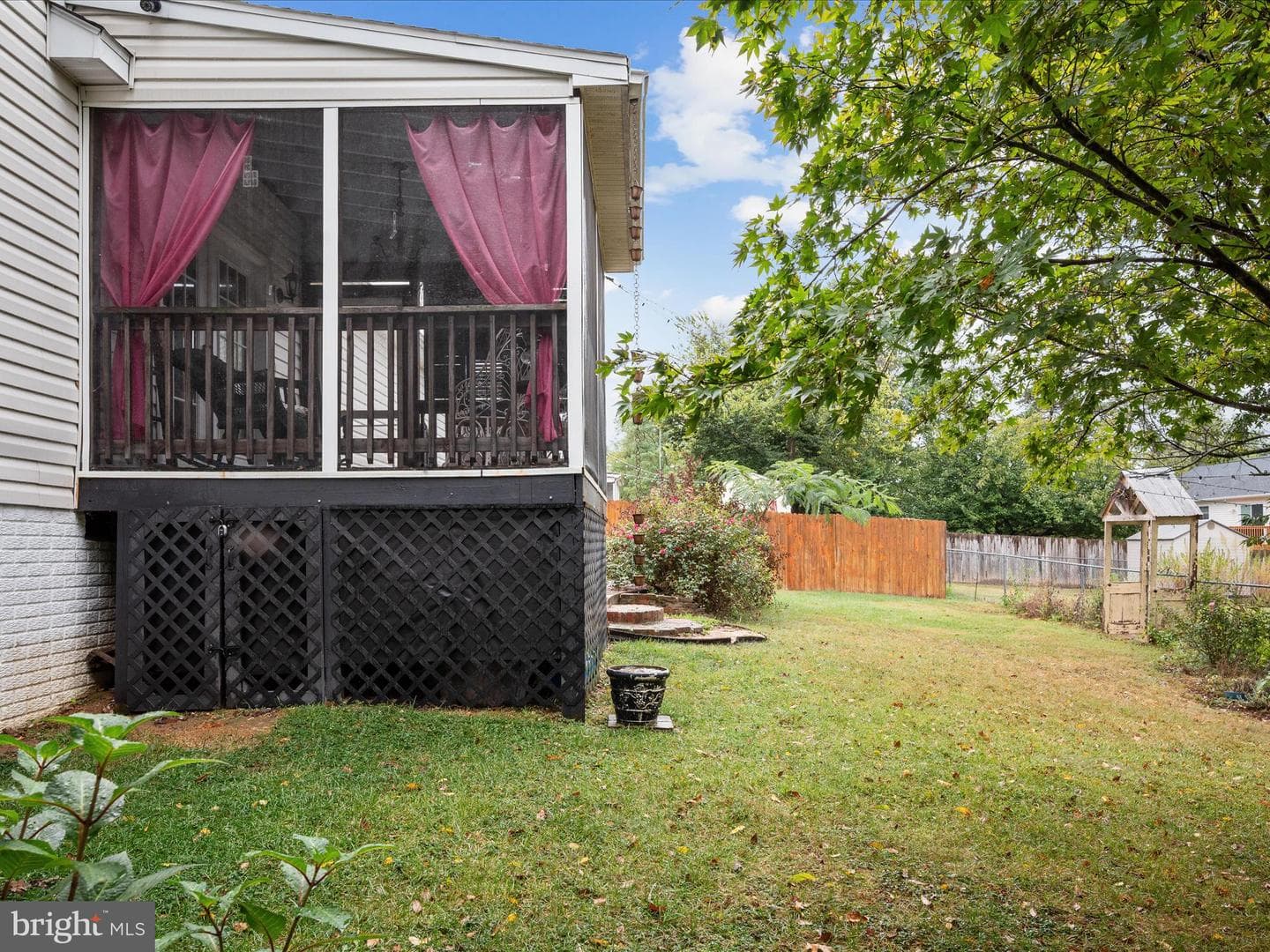 306 Ford Circle photo 5