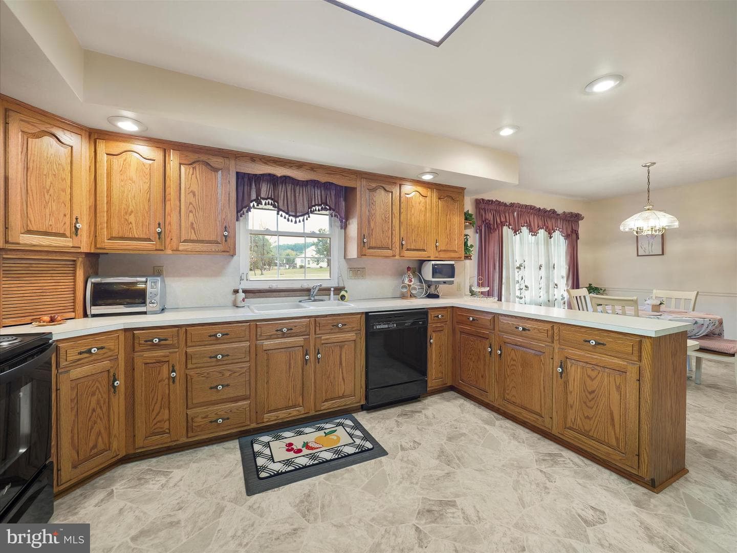 350 Ashton Drive photo 17