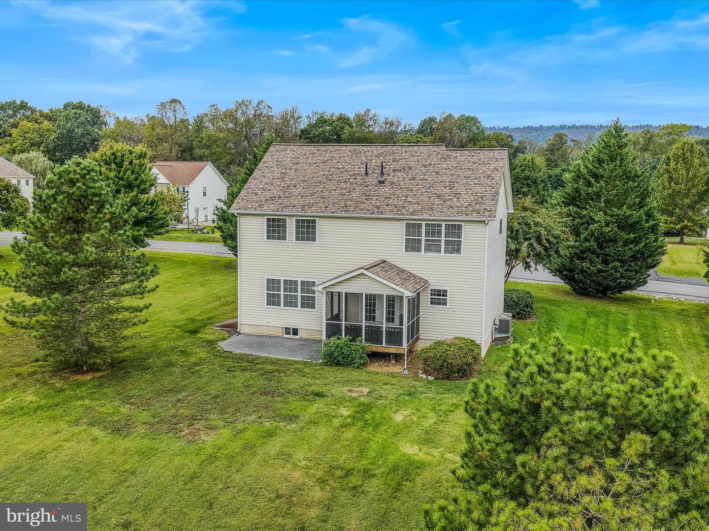 554 Braeburn Drive photo 34