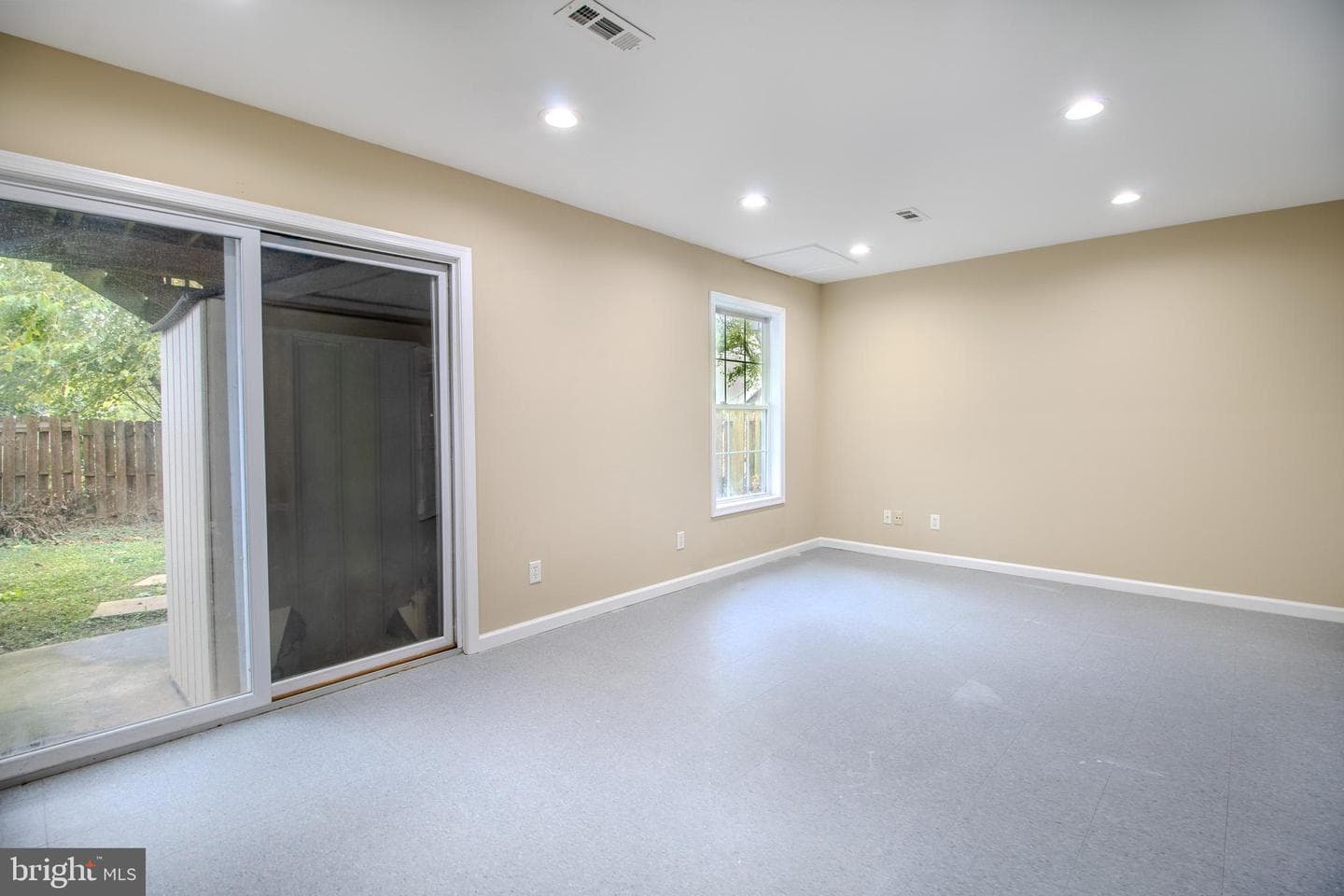 23 Talia Drive photo 5