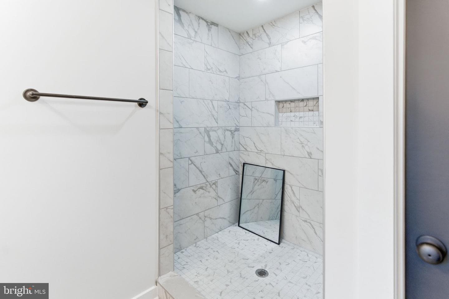 251 Sachem Hill photo 15
