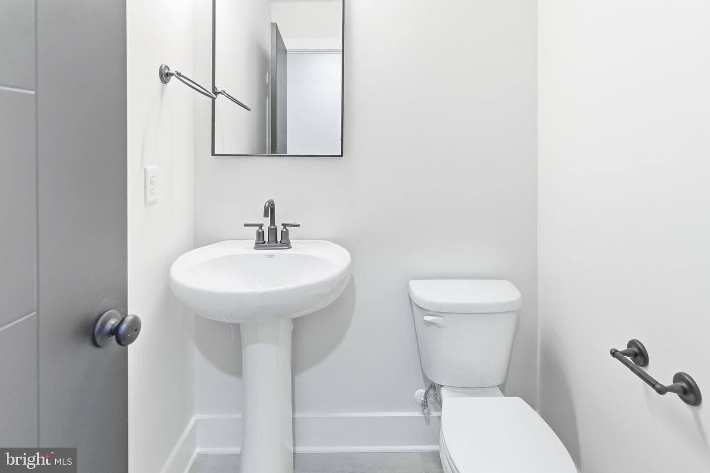 251 Sachem Hill photo 27