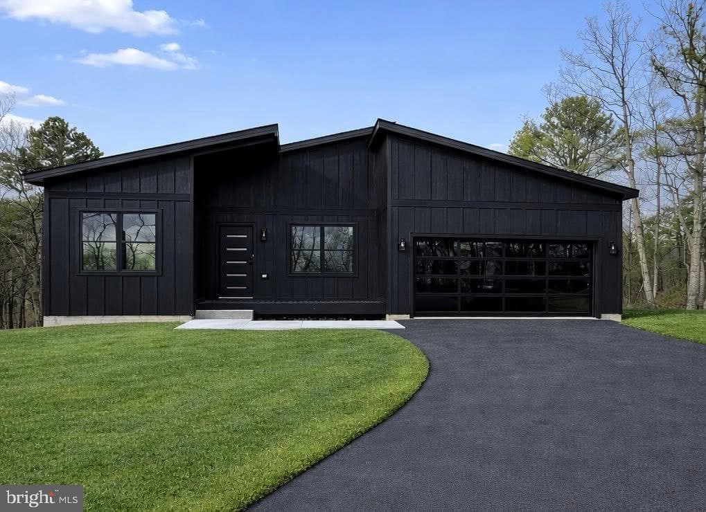251 Sachem Hill photo 9
