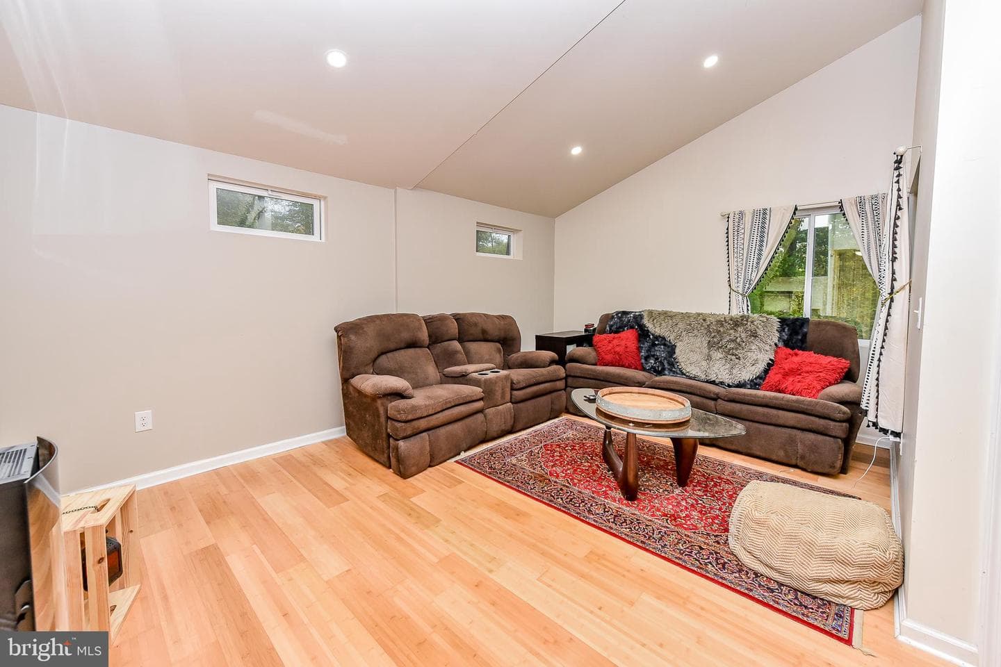 161 Dewdrop Lane photo 9