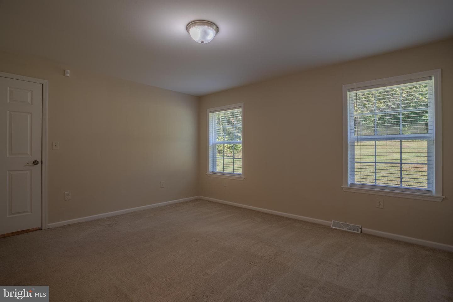2056 Ropp Drive photo 10