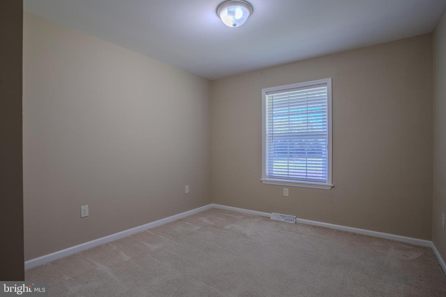 2056 Ropp Drive photo 14