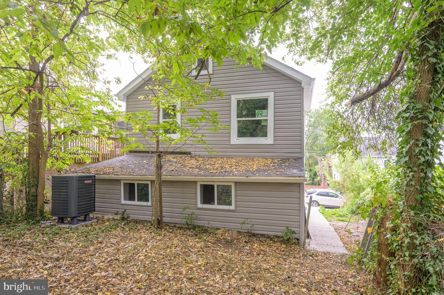 211 E Liberty Street photo 10