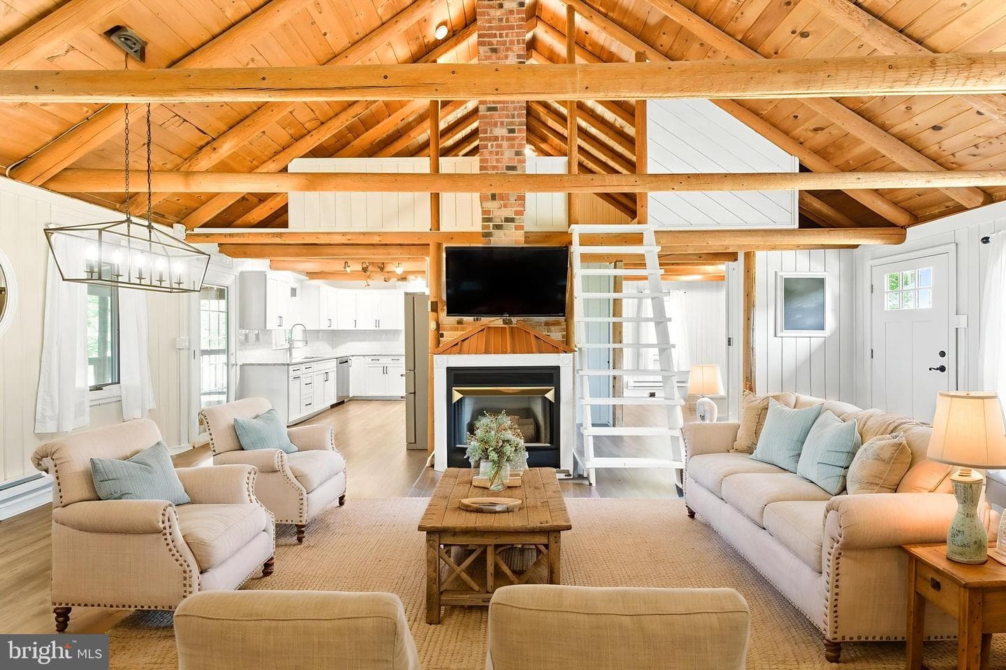 53 Delphinium Lane photo 4
