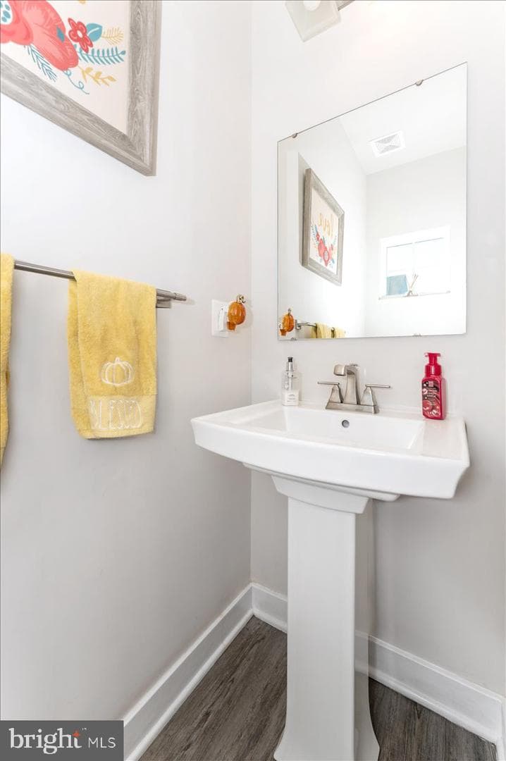 76 Vancouver Place photo 21