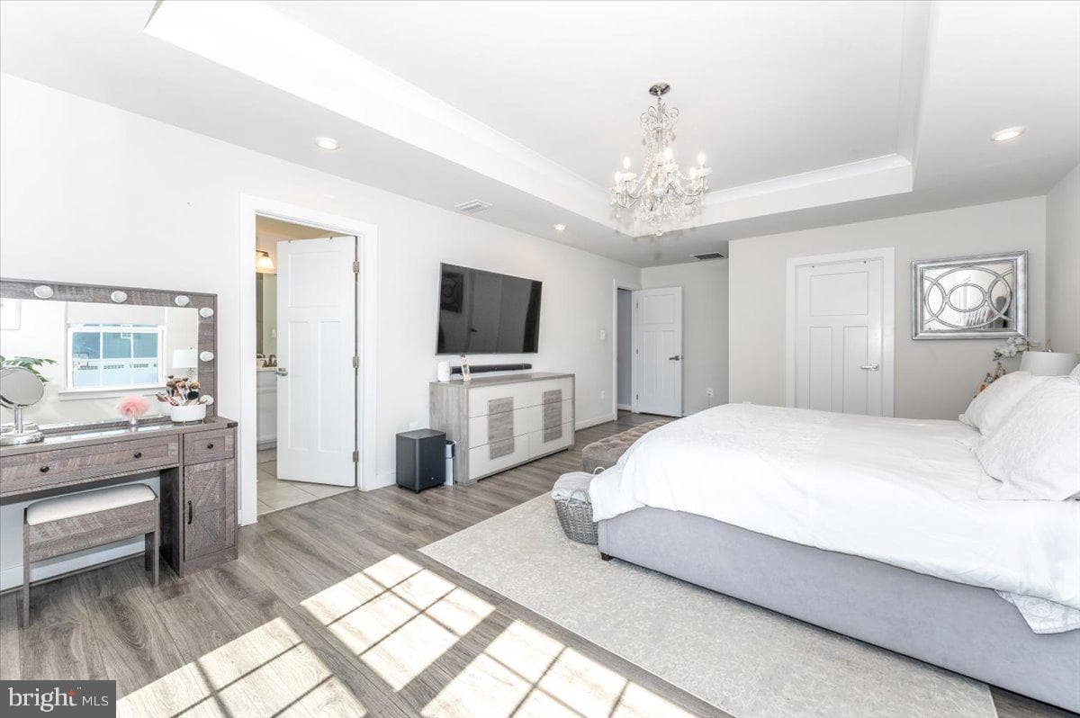76 Vancouver Place photo 24