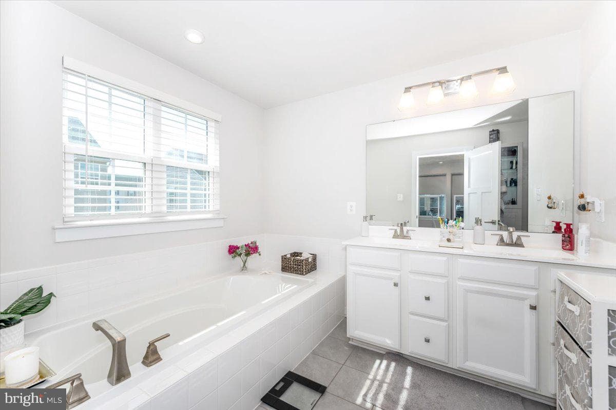 76 Vancouver Place photo 26