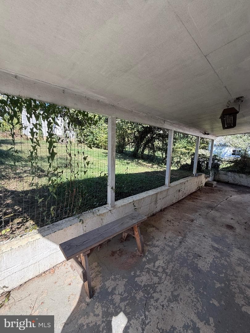 108 N Kentucky Avenue N photo 18