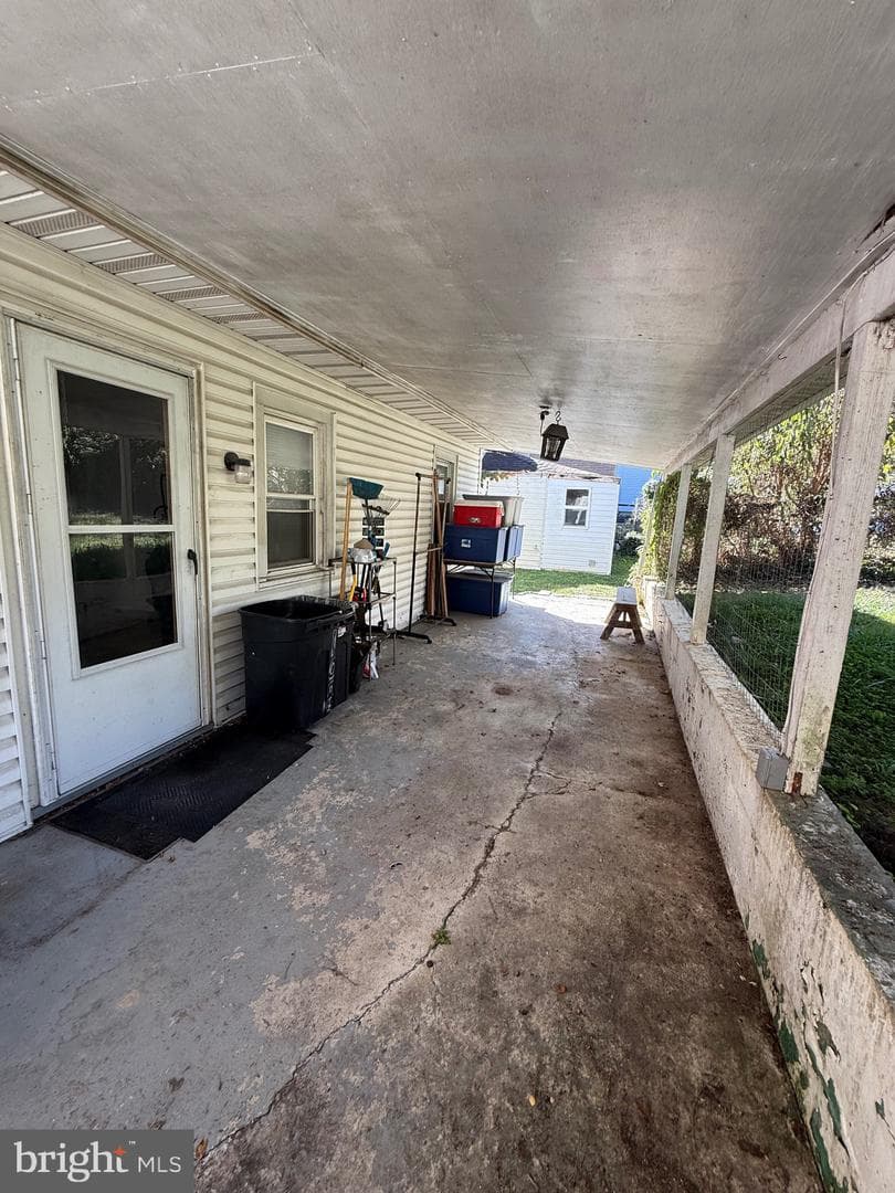 108 N Kentucky Avenue N photo 19