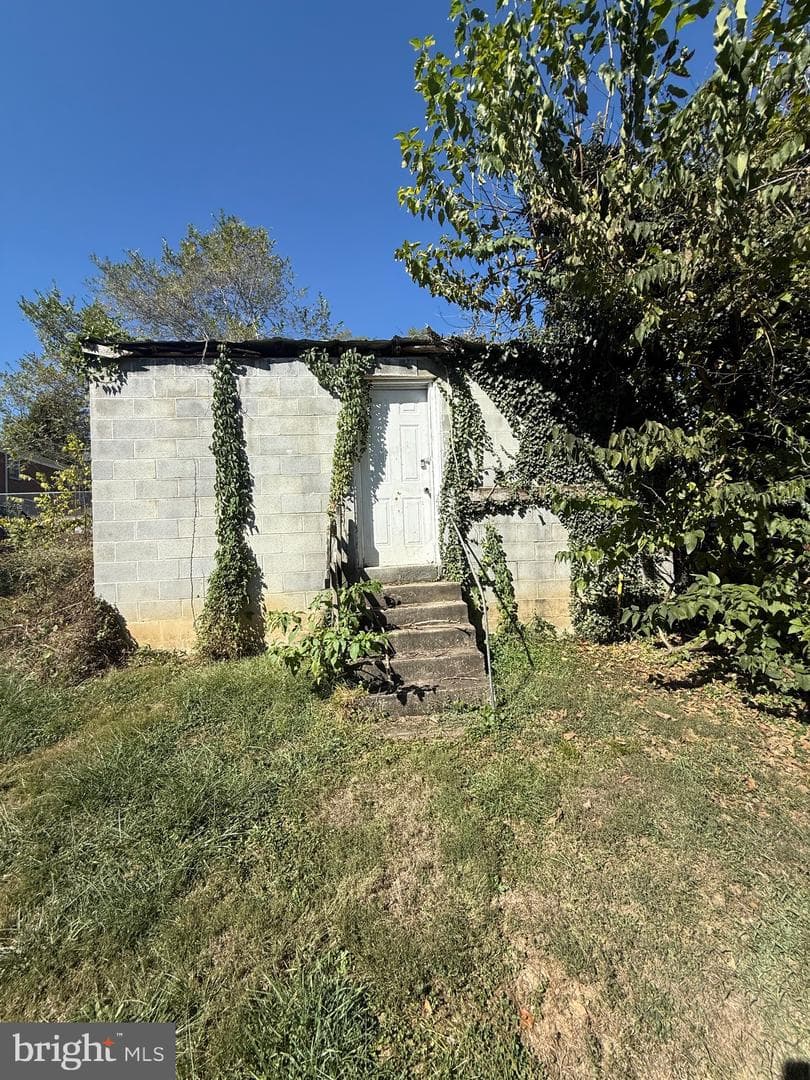 108 N Kentucky Avenue N photo 20