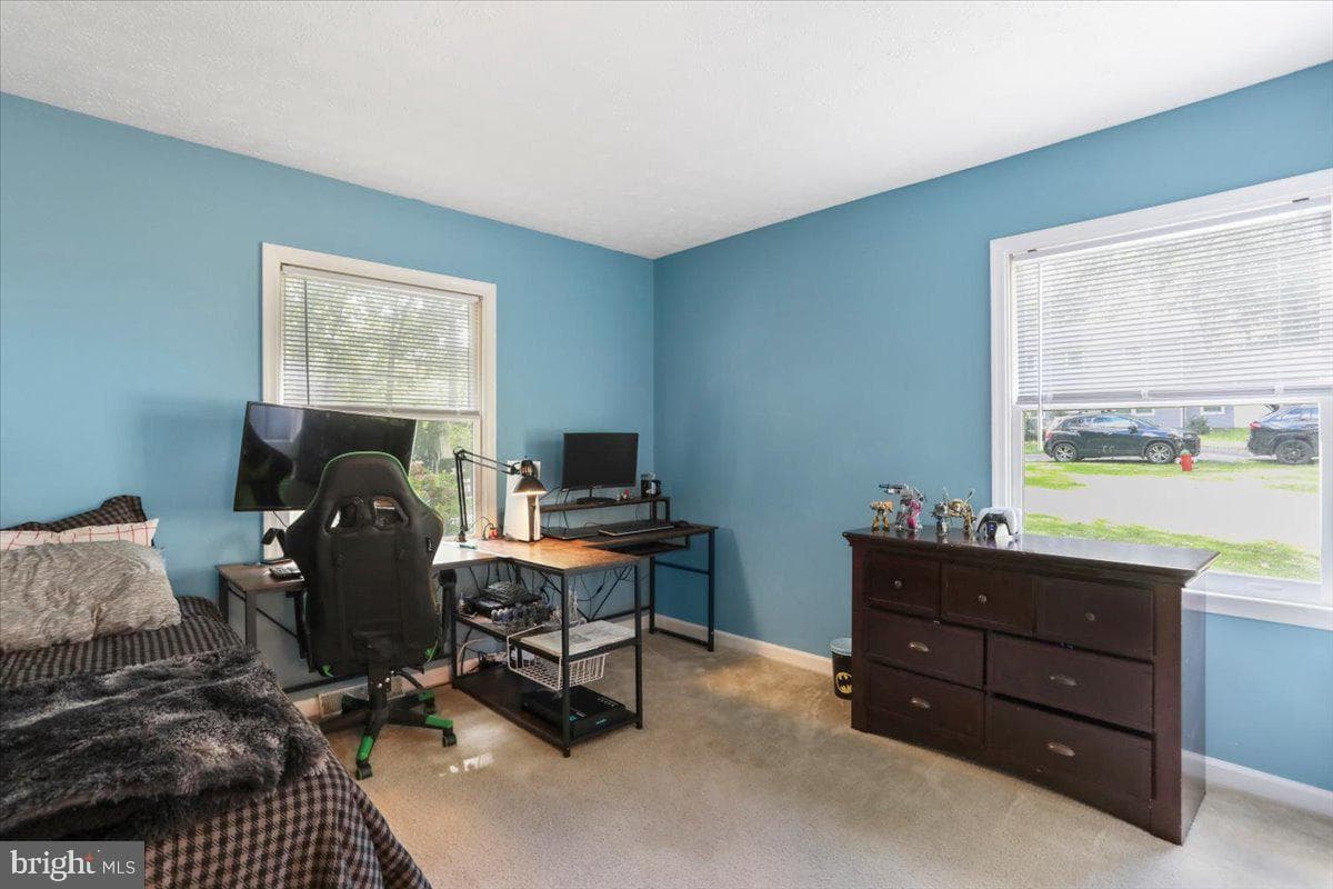 402 Tanbridge Drive photo 23