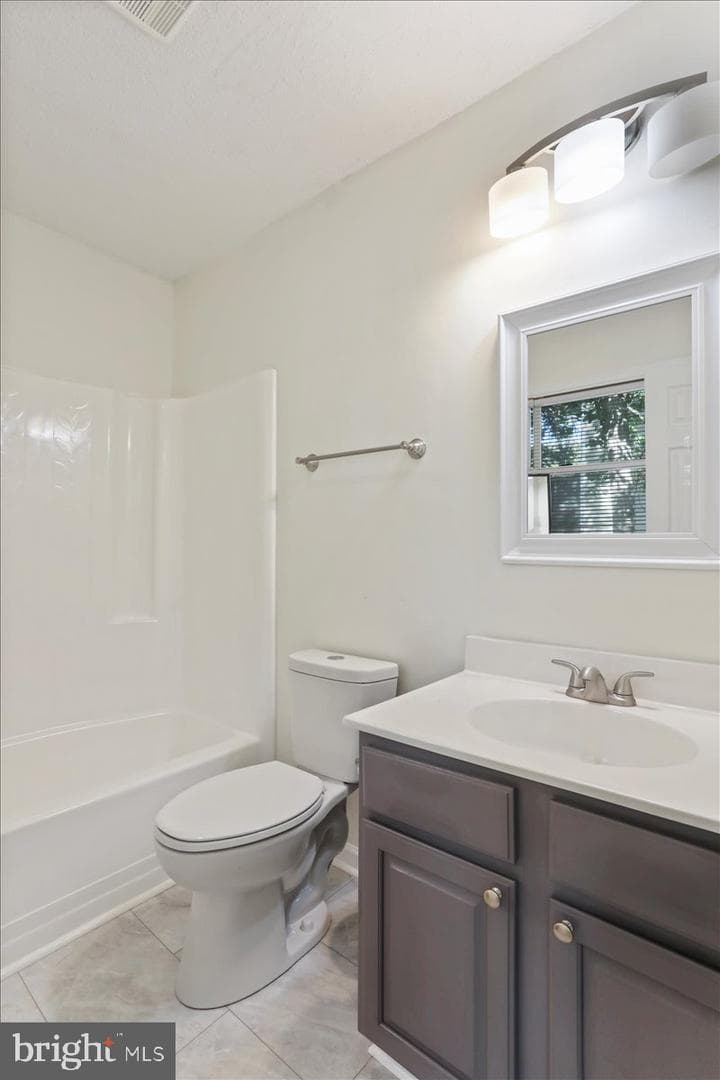 402 Tanbridge Drive photo 28