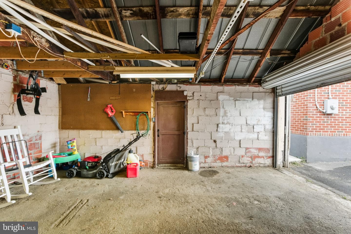 304 Bowers Street photo 43
