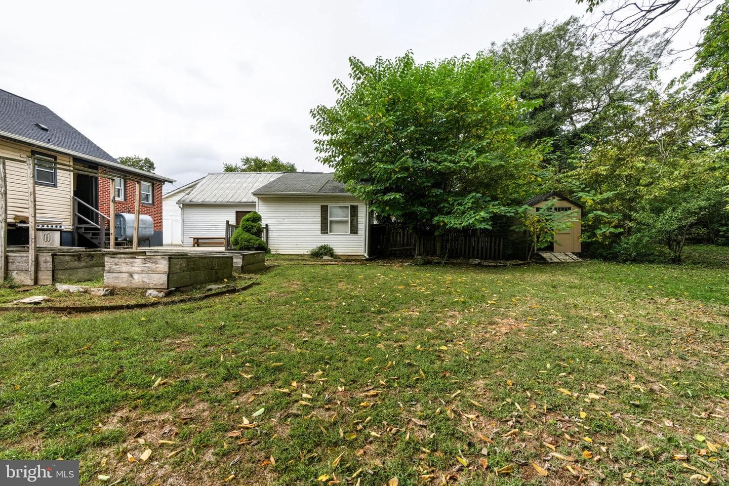 304 Bowers Street photo 45