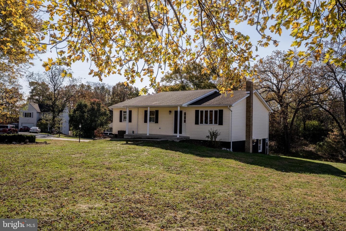 392 Clifford Drive photo 1