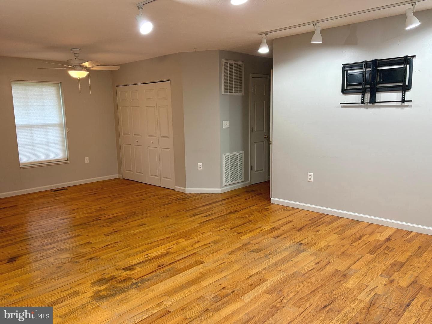 418 True Apple Way photo 3