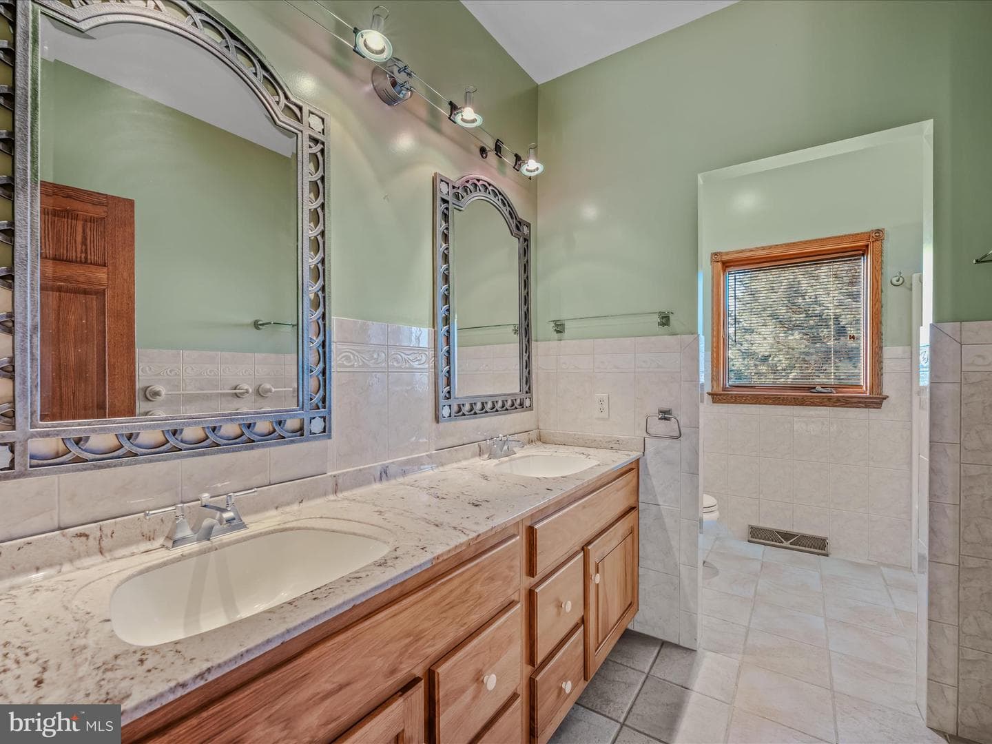 1687 Thatcher Road photo 29