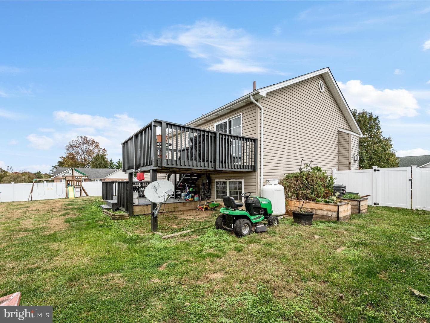 335 Ford Circle photo 55