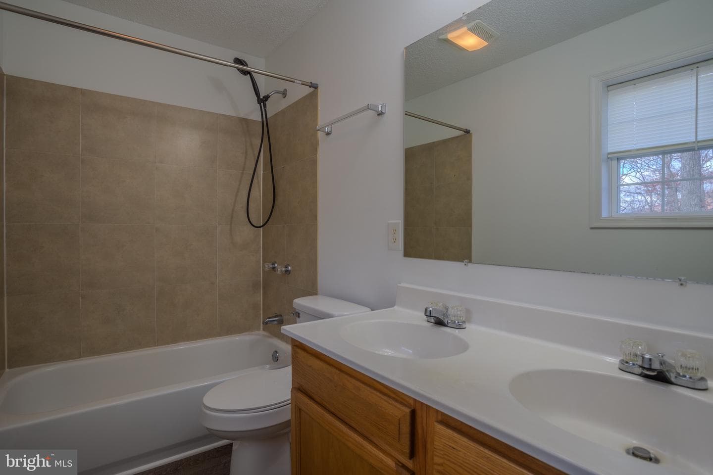 757 Pee Wee Lane photo 7