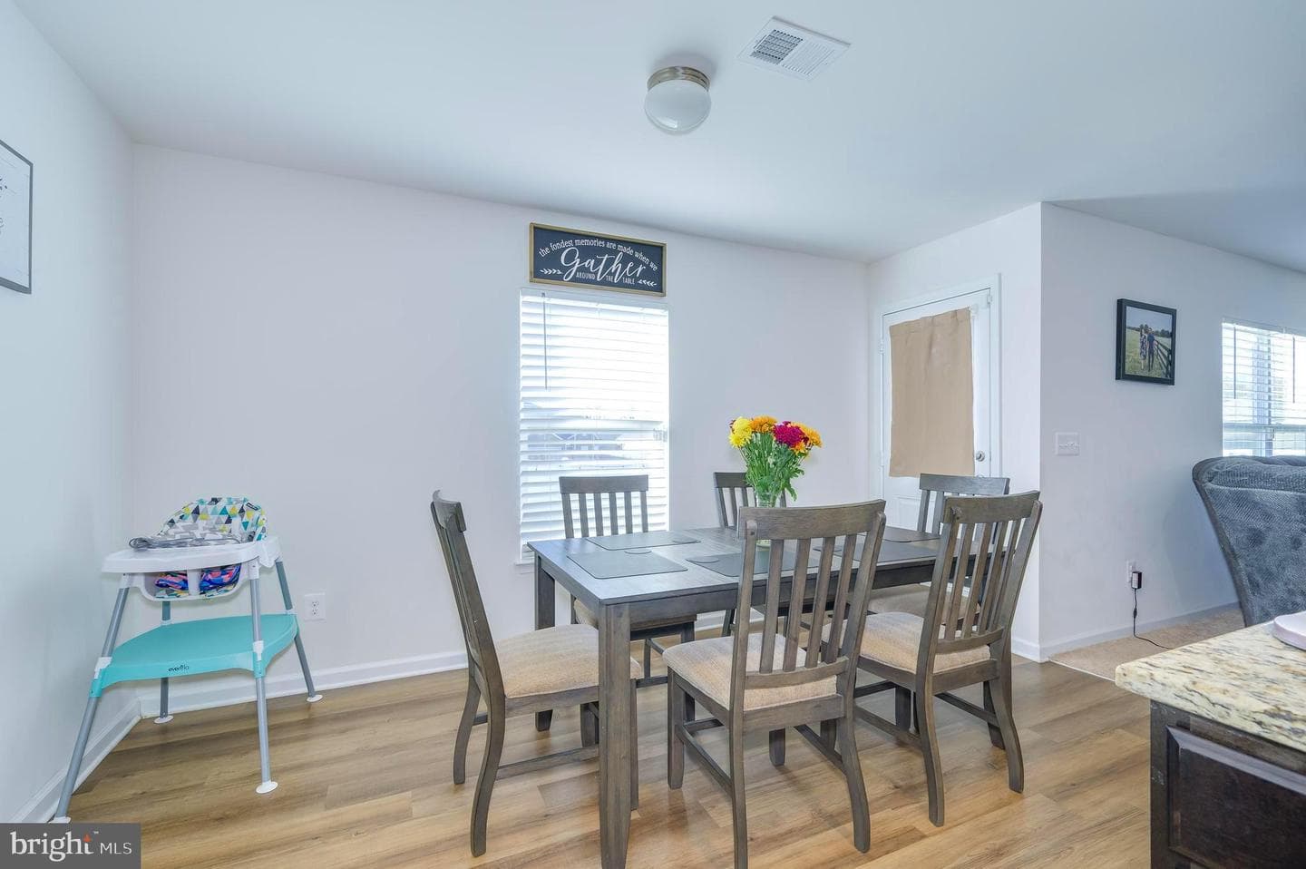 43 Sargent Lane photo 20