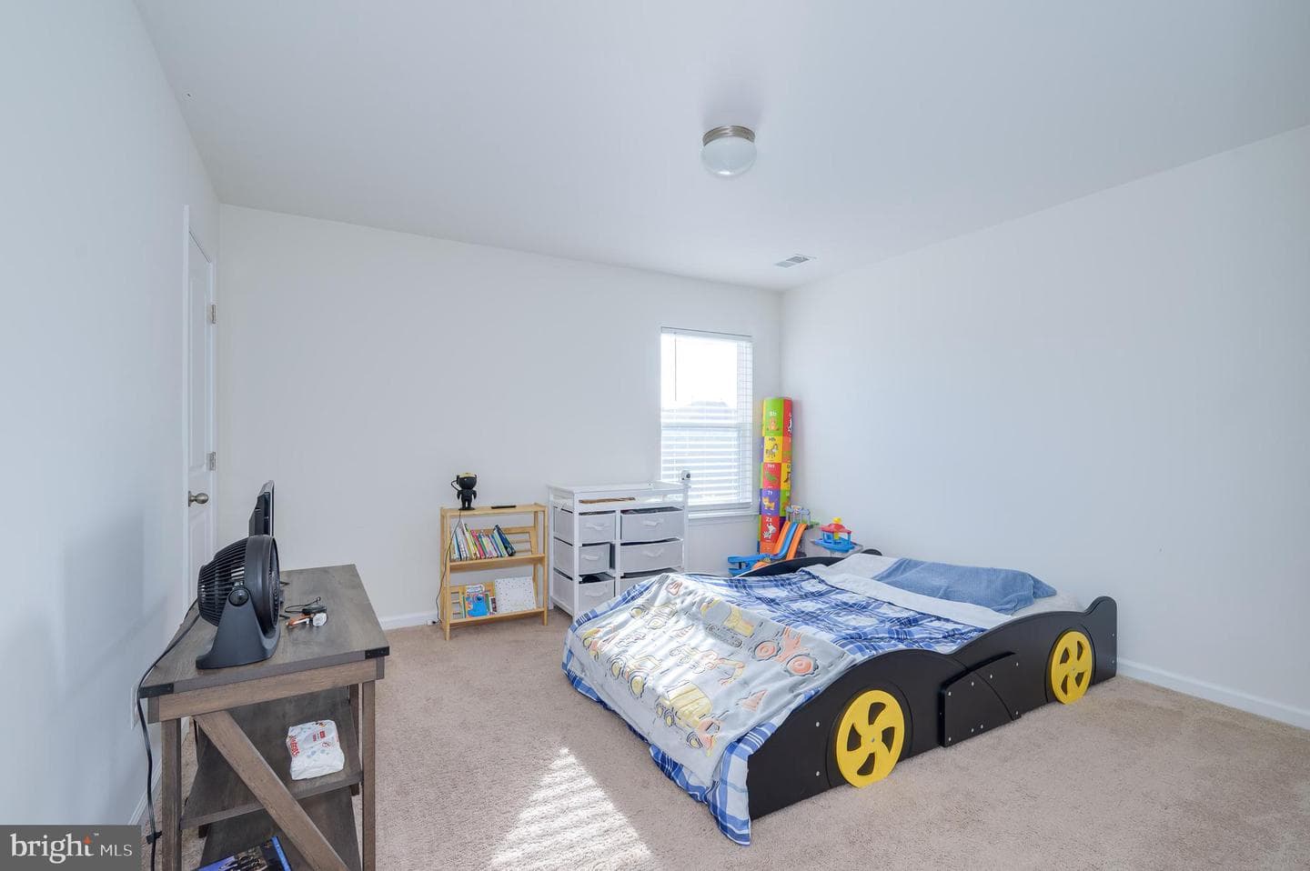 43 Sargent Lane photo 32