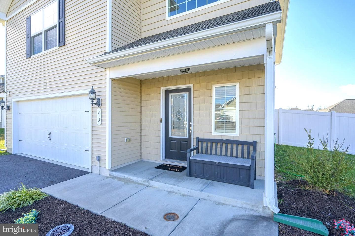 43 Sargent Lane photo 4