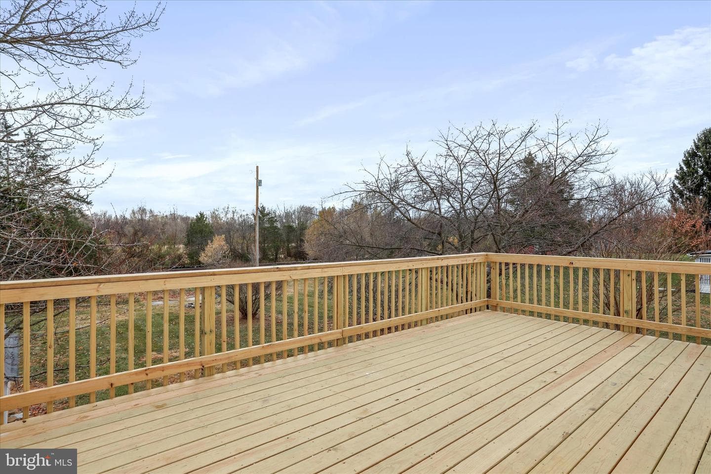672 Montmorency Drive photo 34