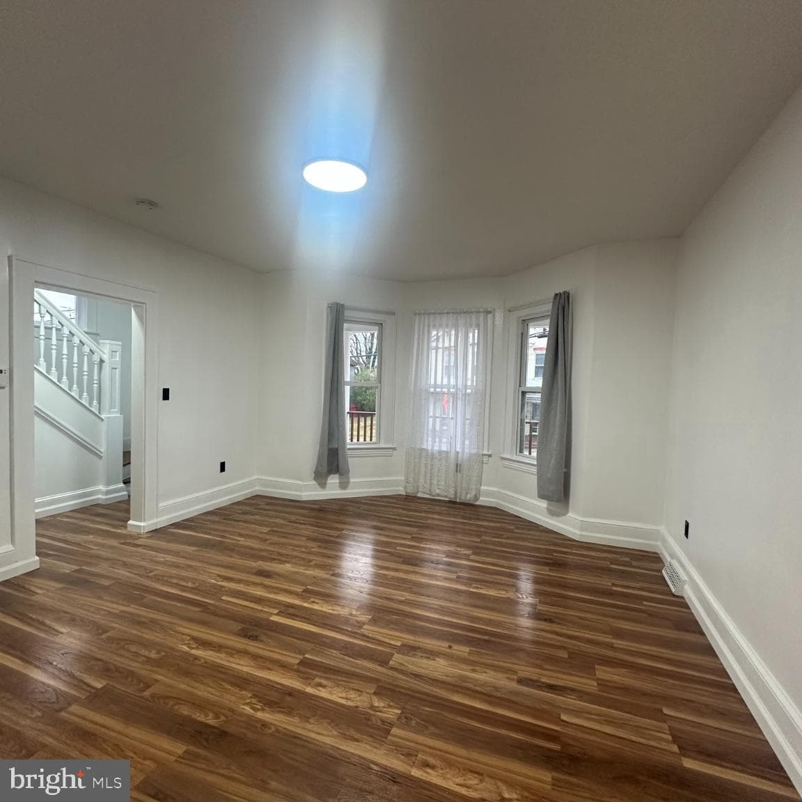 633 N Queen Street photo 5
