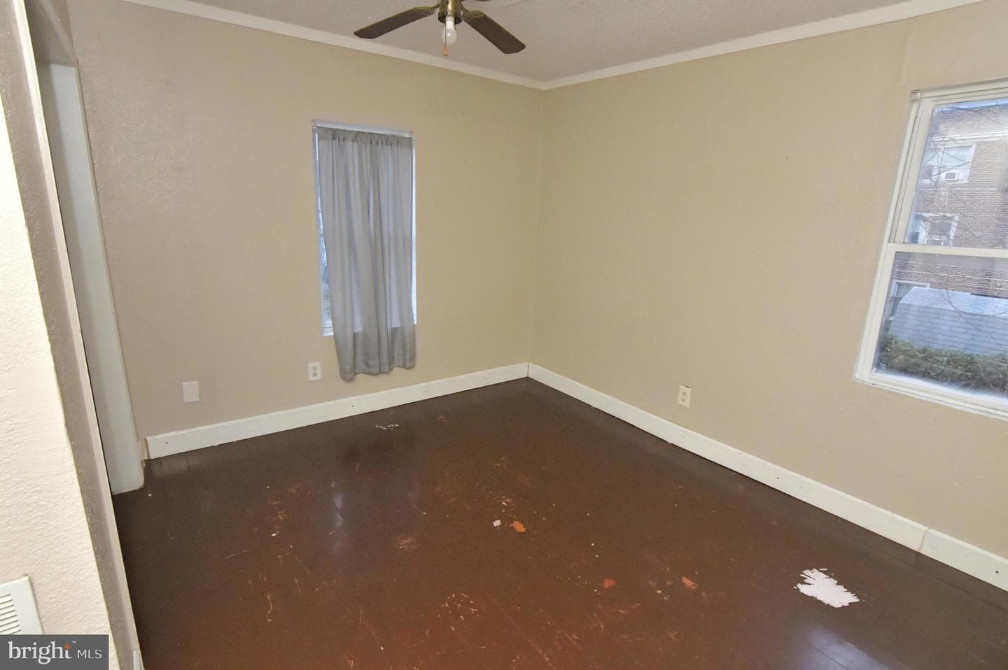 214 N College Street photo 10