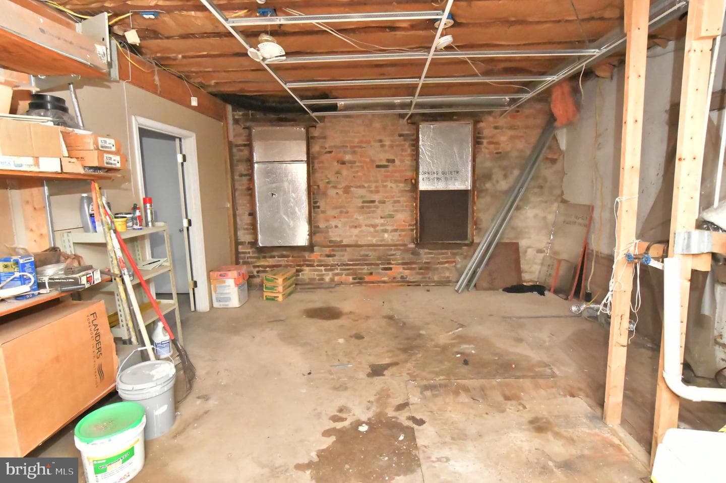 214 N College Street photo 6