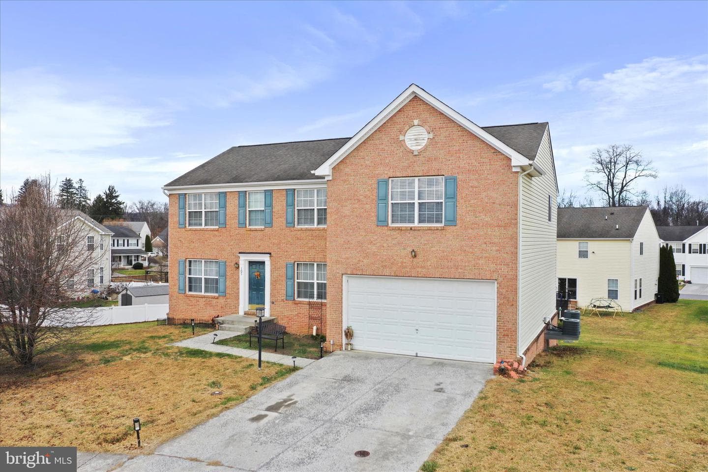 105 Chardin Court photo 3
