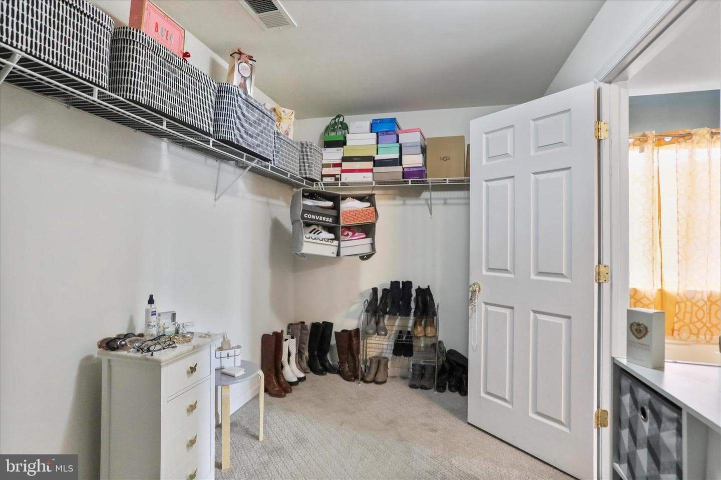 105 Chardin Court photo 38